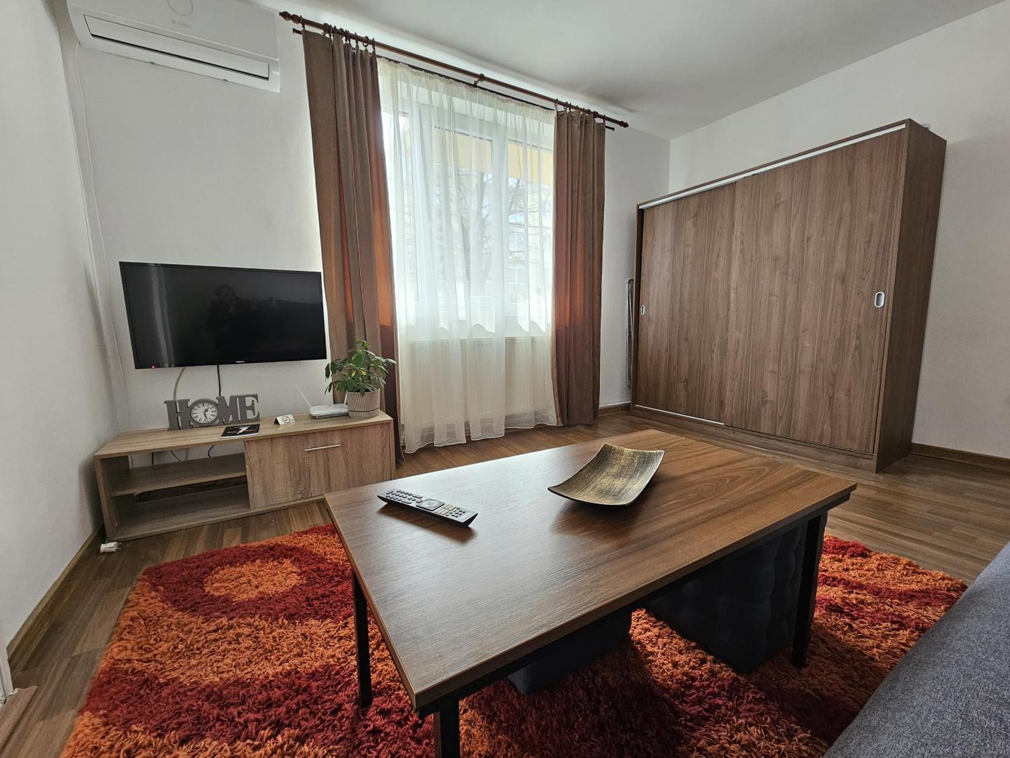 Aparthotel Sibiu Cedonia Exterior photo